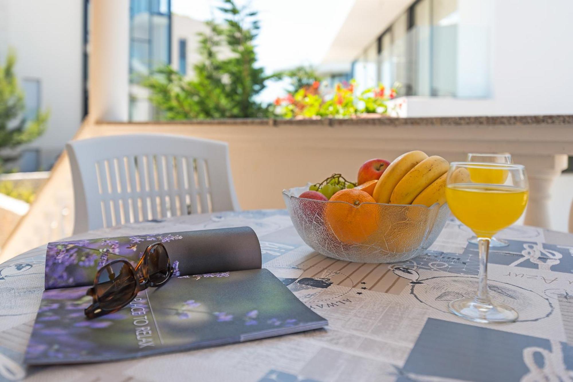 Beach Apartments Villa Kaya Sukošan Oda fotoğraf